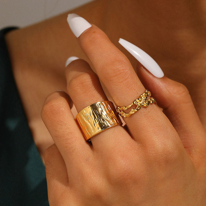 Rosanique | Anillo de Oro de 18 Quilates