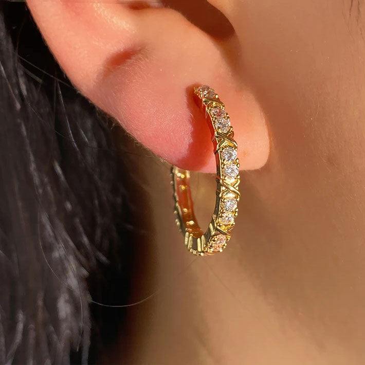 Aurelisse | Pendientes de Cruz en Zirconia con Baño de Oro de 18K