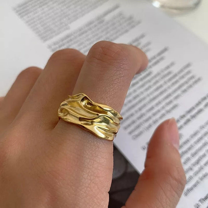 Jaylinette | Gran Anillo de Oro de 18K