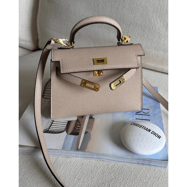 Ameera: Elegance Redefined