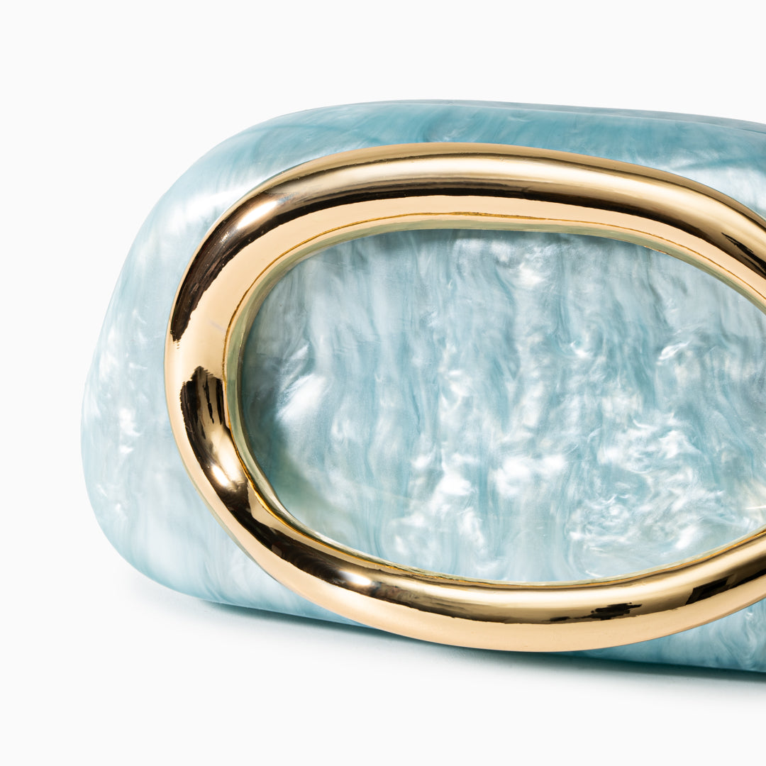 Aurelia: Elegance Redefined