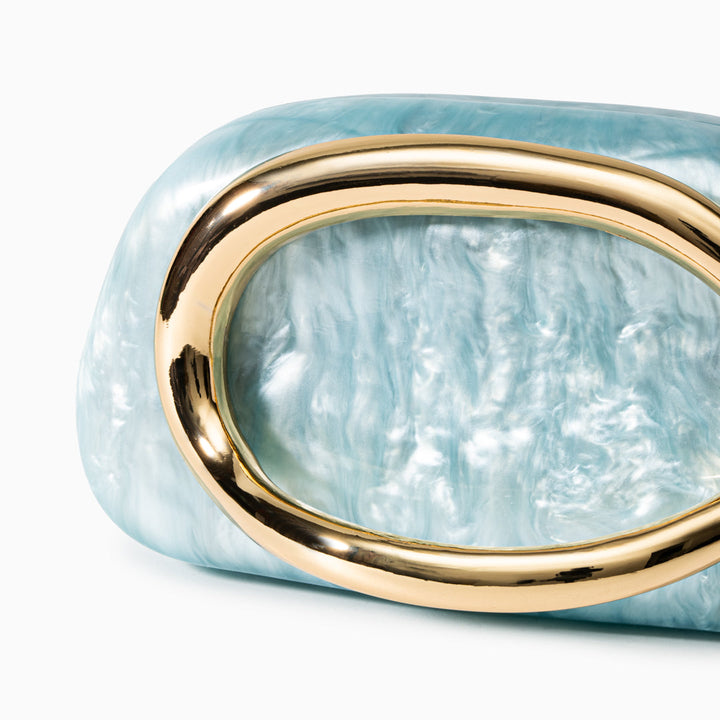 Aurelia: Elegance Redefined