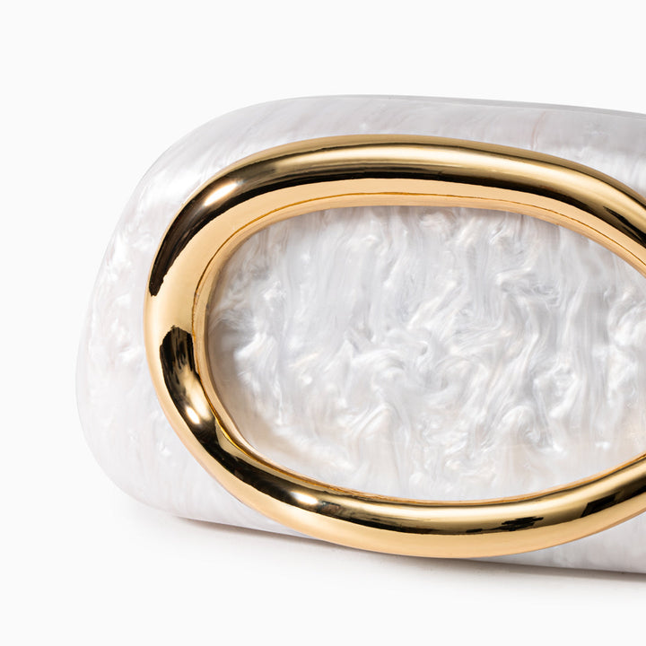 Aurelia: Elegance Redefined