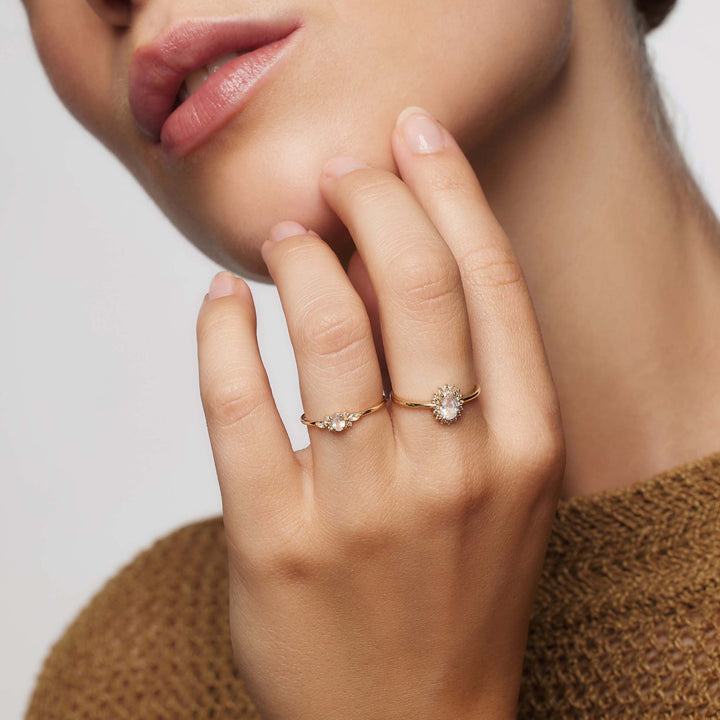 Lioravelle | Anillo de Diamante Violeta en Oro de 18 Quilates