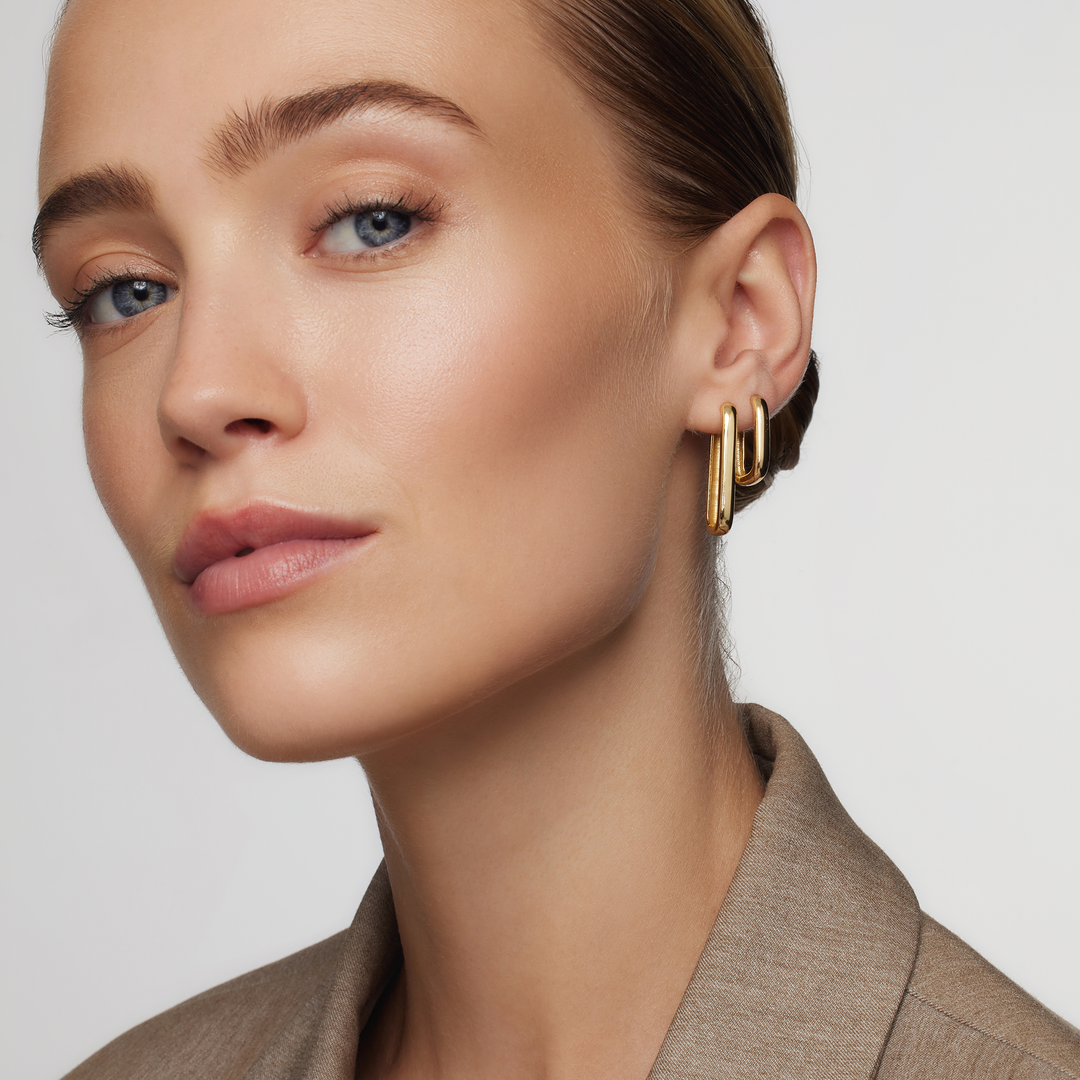 Vivarynne | Iconic 18K Gold Earrings