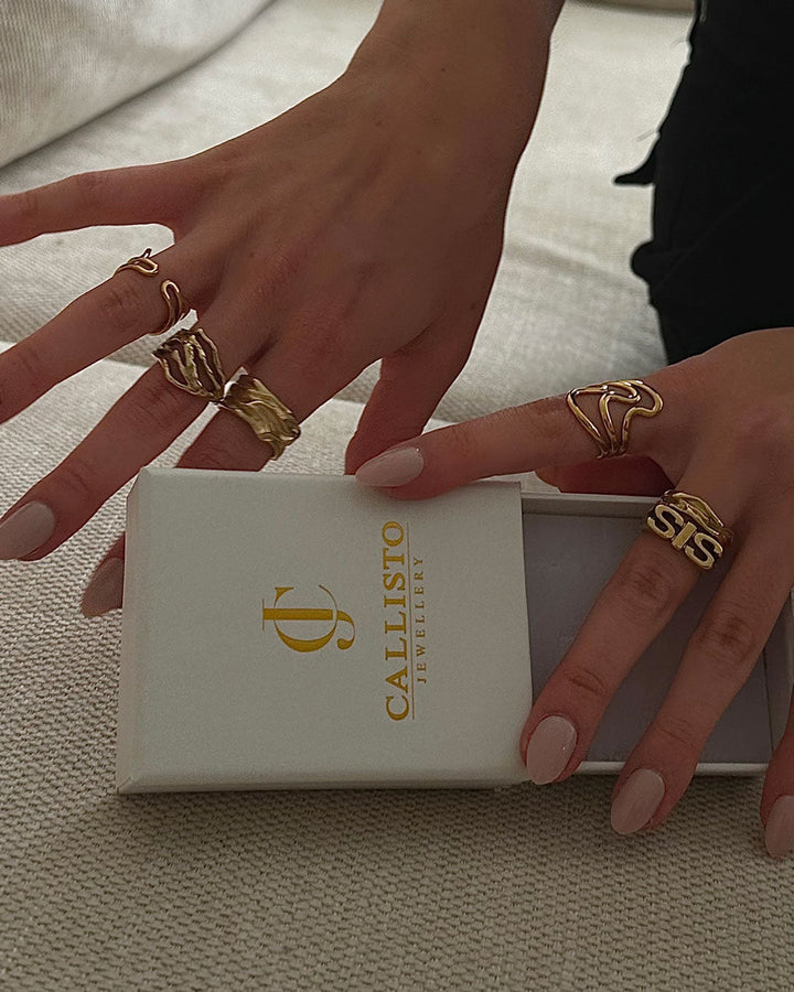 Jaylinette | Gran Anillo de Oro de 18K