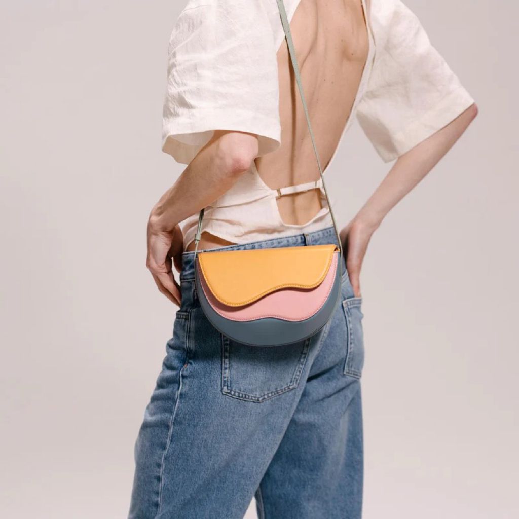 Chiara Collection