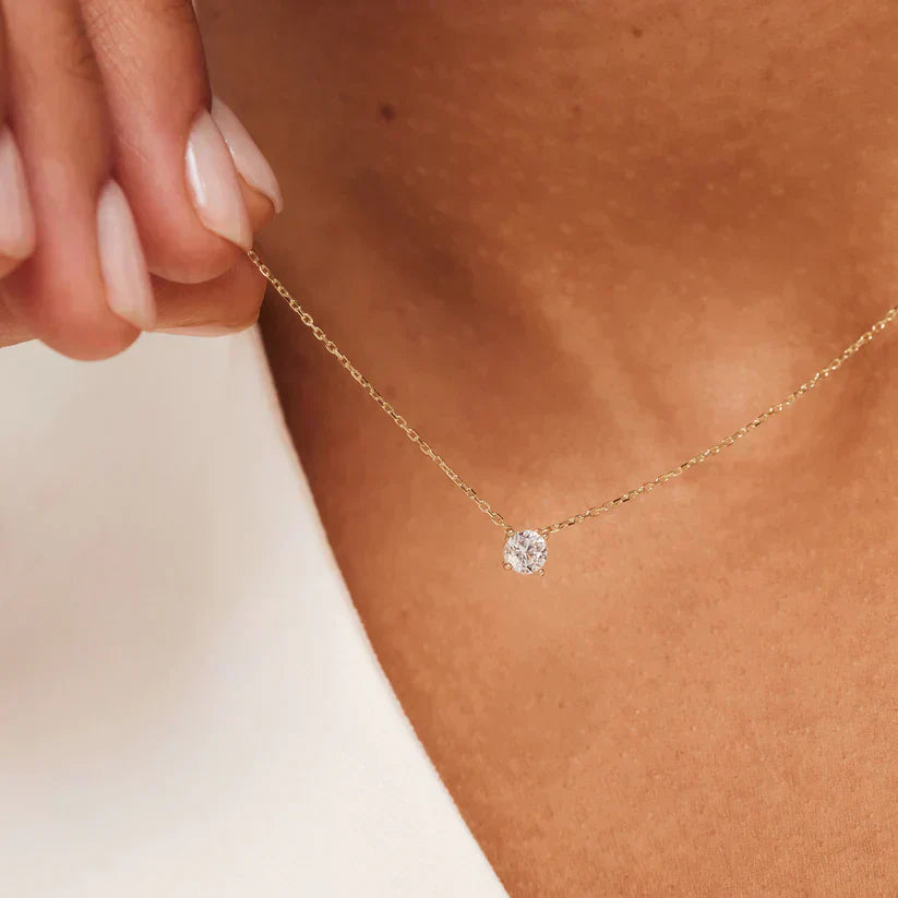 Ysavienna | Collar de Moissanita en Oro de 14k